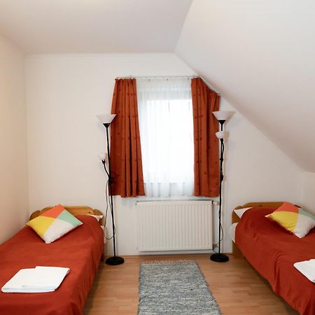 Liszt Apartman Beci Exterior foto